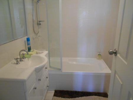 2 Bedroom Unit, Security Complex - Photo 5