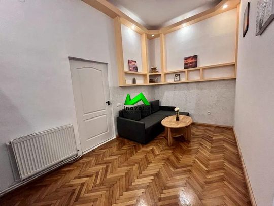 Apartament de inchiriat la casa 3 camere parcare Sibiu Central - Photo 1
