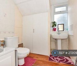 2 bedroom maisonette to rent - Photo 3