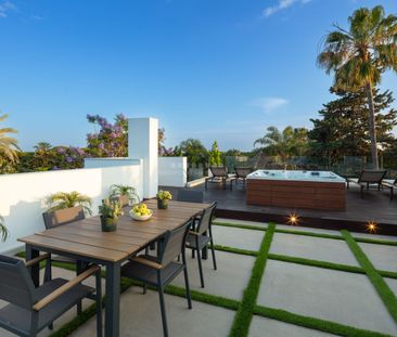Moderna y lujosa villa nueva a estrenar en Casablanca, Marbella Mil... - Photo 1