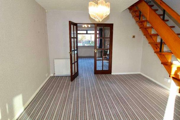 Marland Hill Road, Rochdale, OL11 - Photo 1