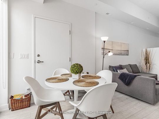 For Lease - 317 Broward Way Unit# 114, Innisfil, Ontario - Photo 1