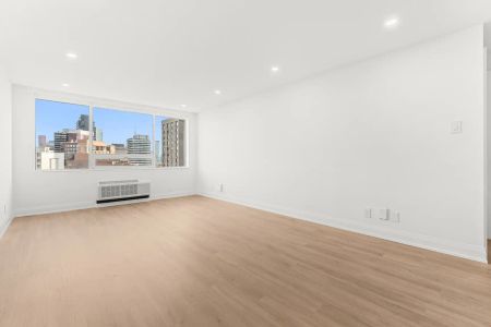 Charles West — 1 Bedroom Suite - Photo 5