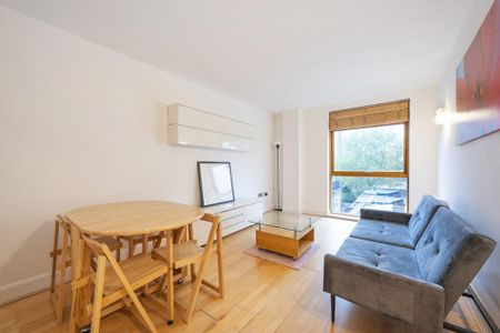 1 bedroom flat to rent - Photo 2