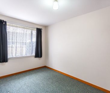 Front Unit – Great Location - Photo 2