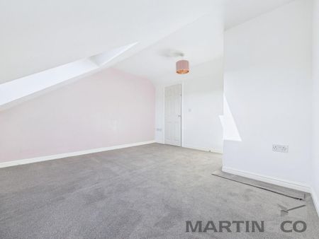 3 bedroom terraced house to rent - Photo 2