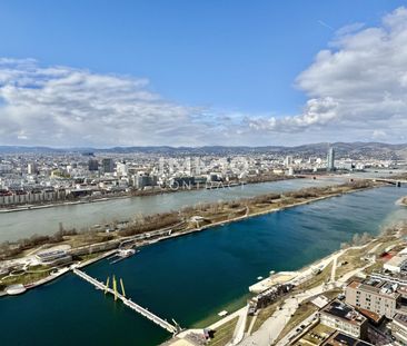 Skyline Vibes Only – Urbanes Westblick-Studio im DC2 Tower - Foto 3