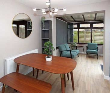 1 bedroom in a house share to rent - Photo 2