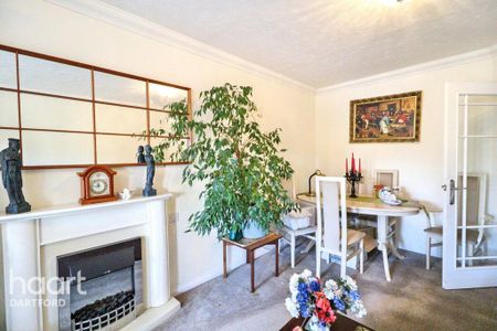 1 bedroom retirement property to rent - Photo 5