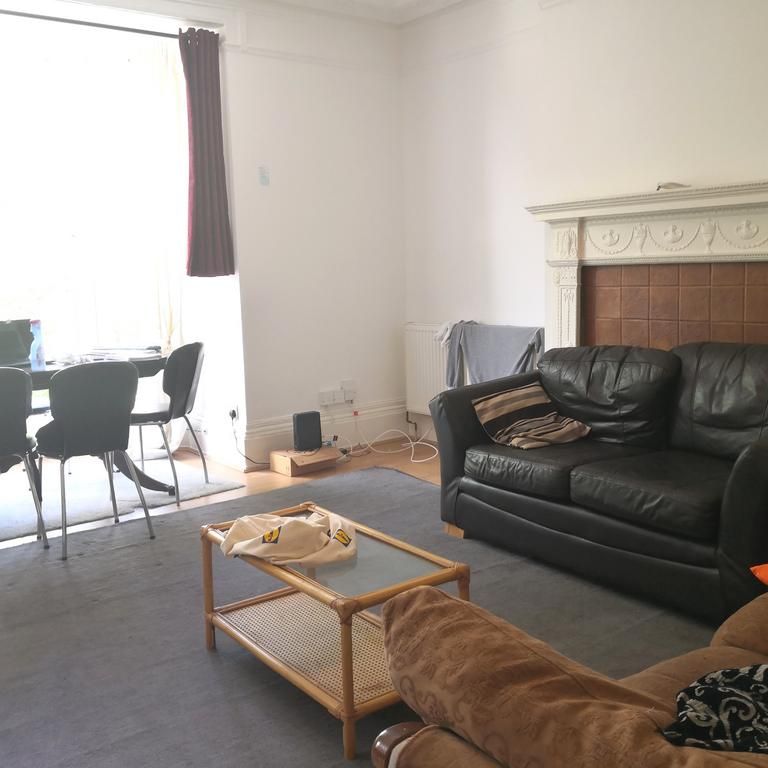 4 bedroom maisonette to rent - Photo 1