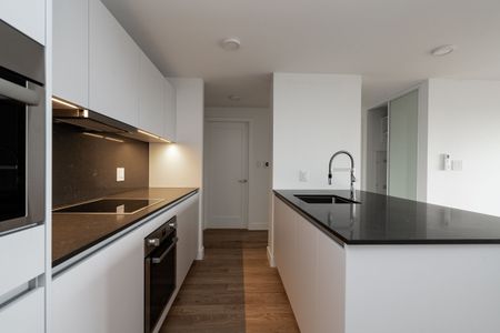 111 Lawton Boulevard - Photo 2