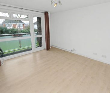 Red Road, Borehamwood - Photo 6