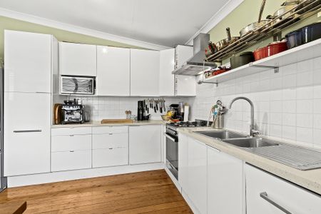 18 Edgar Street, Tempe NSW 2044 - House For Rent | Domain - Photo 4