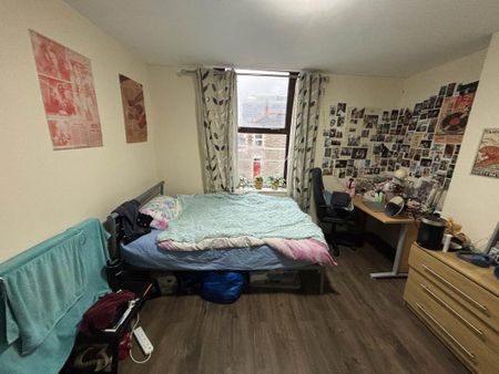 8 bedroom house to rent - Photo 2