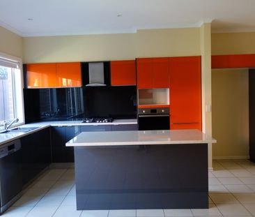 29 Speakmen Street, Kensington VIC 3031 - Photo 5