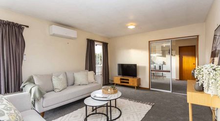 Two Bedroom Home In Zone! - Photo 2