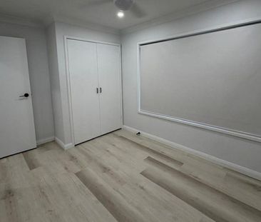 Coastal Living – Steps from Collingwood Beach - Photo 5