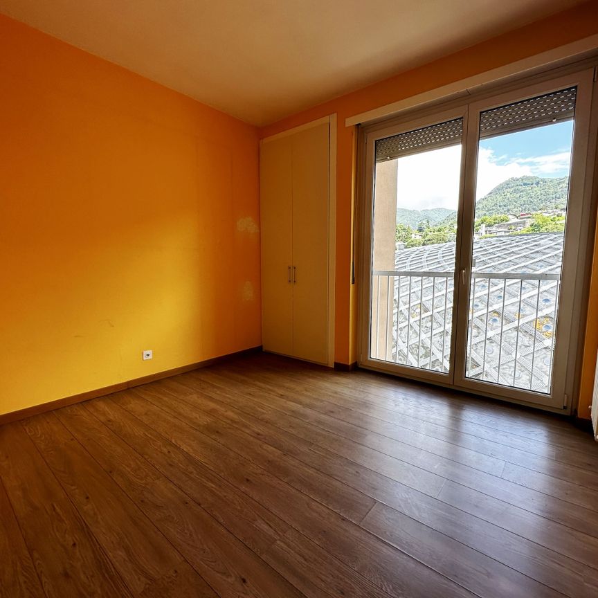 APPARTAMENTO 4.5 LOCALI RISTRUTTURATO PRIMA PIGIONE GRATUITA - Foto 1