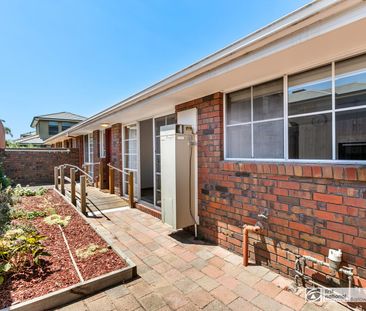 2/12 Romawi Street, 3018, Altona Vic - Photo 1