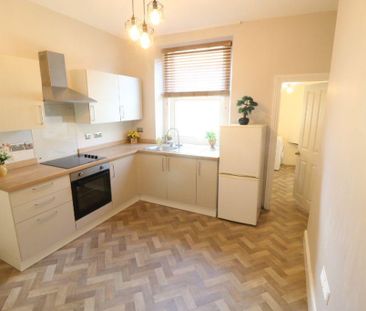 4 bedroom terraced house to rent - Photo 5