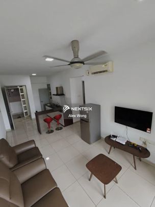 Tropicana Bay Residences - Photo 1