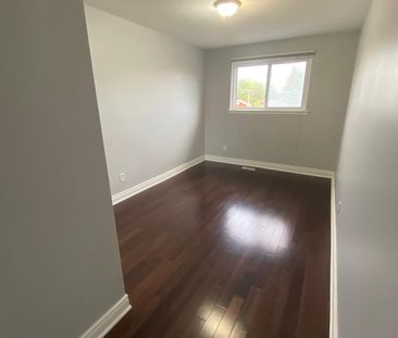 For Lease - 7731 Redstone Road, Mississauga, Ontario - Photo 3