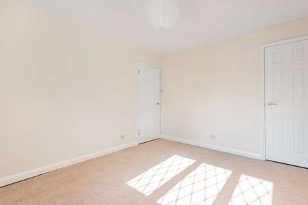 Amersham, Buckinghamshire, HP6 - Photo 2