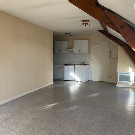 Location Appartement 3 pièces 65m² - Photo 4