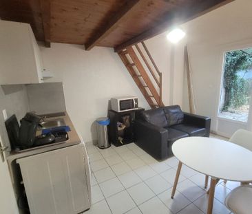 Location Appartement 1 pièce 25m² - Photo 2