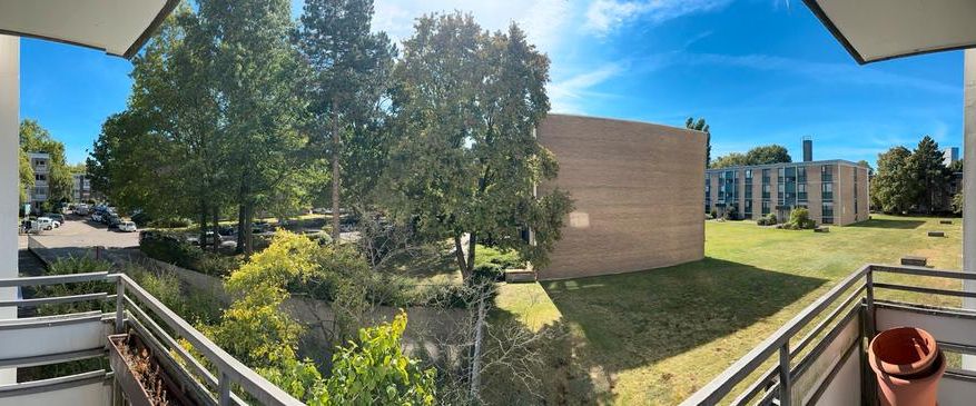 Helle möblierte 1-Zimmer Whg ca. 38m² EBK Balkon Aufzug 580€ kalt - Foto 1