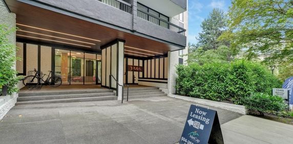 Barclay Towers - Photo 2