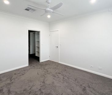 28 Flintwood Street, Forest Hill, NSW - Photo 2