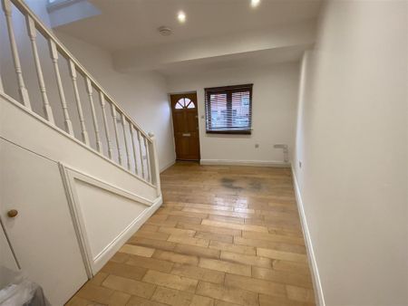 Studio to rent - Photo 5