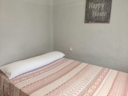 Calle de Venancio Martín, Madrid, Community of Madrid 28038 - Photo 4