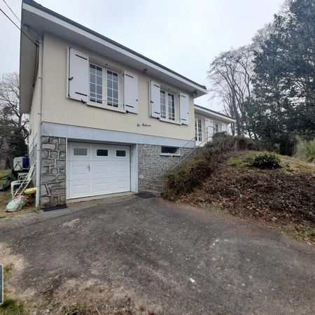 Location Maison 4 pièces 86m² ST JUST LE MARTEL 87590 - Photo 3
