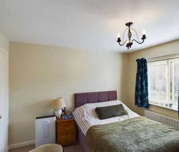 3 bedroom end of terrace house to rent - Photo 1