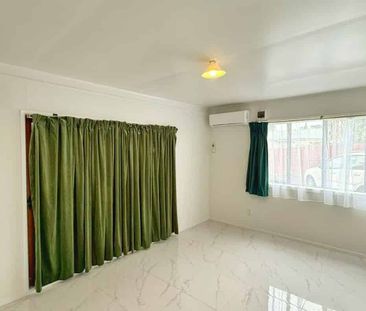 16A Tahi Terrace, Glen Eden - Photo 4