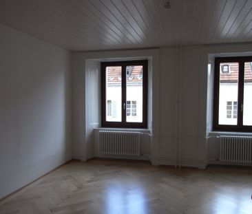 Rent a 5 ½ rooms apartment in La Chaux-de-Fonds - Foto 1