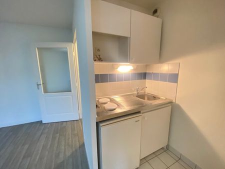 Location Appartement 2 Pièces 40 m² - Photo 5