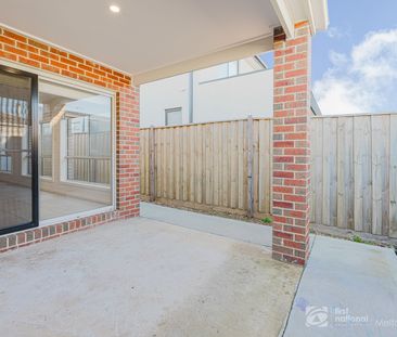 Modern Family Living in a Quiet Fraser Rise Location - Photo 6