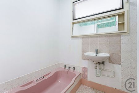 Charming 3x1 - Photo 3