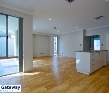 6 Canunda Approach, WANDI WA 6167 - Photo 2