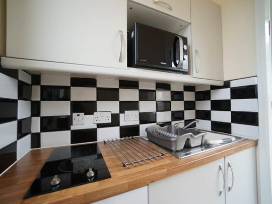 Apartment 3, 1 Sackville Terrace - Photo 1