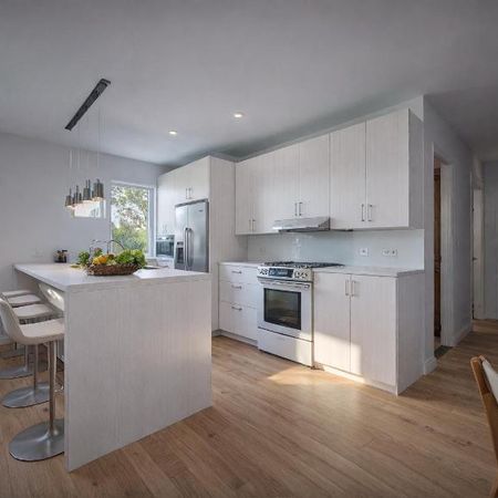 LOGEMENT 3 1/2 À LOUER PRÈS DU MÉTRO LONGUEUIL 1 JUIN 2026 - Photo 3