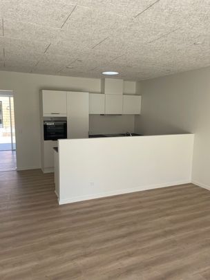 Nyopført 4-værelses rækkehus på Ronjasvej i Vestbjerg - Foto 1