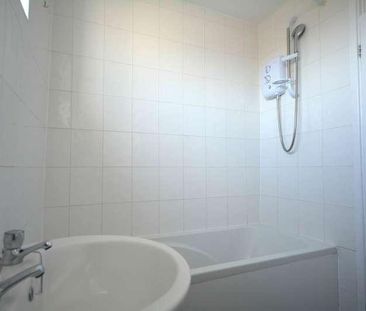 St Michael`s Court, Woodside Road, Amersham, HP6 - Photo 3