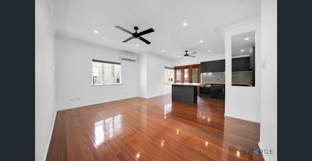 Beautiful Large Open Plan Home. - Photo 1