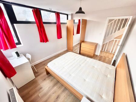 Room in a Shared House, John Maurice Close, SE17 - Photo 5