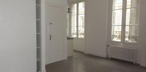 Location Appartement 2 pièces 34m² POITIERS 86000 - Photo 2