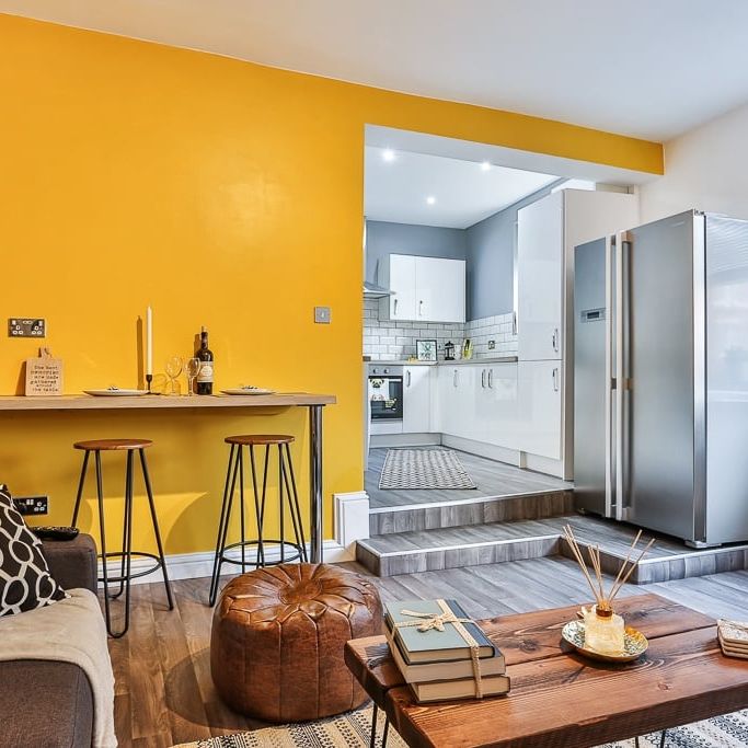 3 Bed End Terrace, Chesterfield Road, S8 - Photo 1